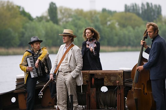 Lüll & Band - Vertonungen von Kästner bis Waits (Foto: Kunsthof Friedrichsrode) Lüll & Band - Vertonungen von Kästner bis Waits (Foto: Kunsthof Friedrichsrode)