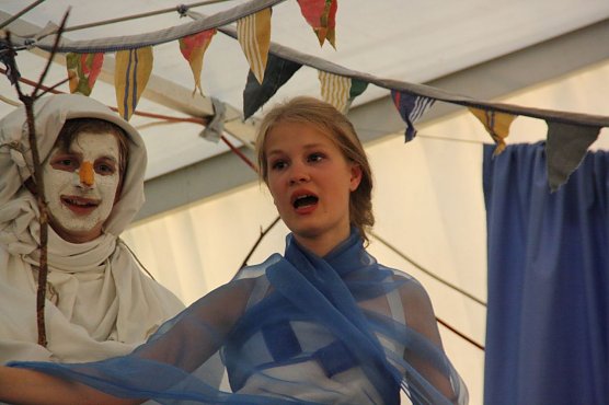 Königin Elsa und ihre Freunde kommen in den Nordhäuser KILA (Foto: Frank Tuschy) Königin Elsa und ihre Freunde kommen in den Nordhäuser KILA (Foto: Frank Tuschy)