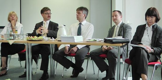 Zahlen pr&auml;sentiert (Foto: nnz)