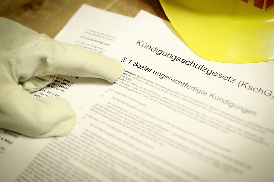 Hei&szlig; begehrt bei Scherereien im Job: Die Rechtsberatung der IG BAU Nordth&uuml;ringen hilft, wenn es Streit mit dem Chef gibt. (Foto: IG Bau)