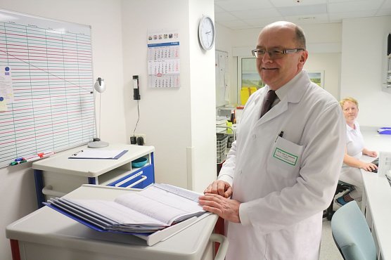Dr. Johann Hinnerk Gebhardt ist neuer Chefarzt am S&uuml;dharz-Klinikum Nordhausen (Foto: Angelo Glashagel)