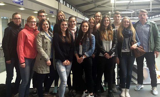 Ausflug zum Flughafen (Foto: Johannes Eichhorn)