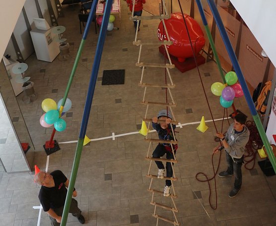 Indoor Kinderfest bei der Nordh&auml;user Kreissparkasse (Foto: Angelo Glashagel)