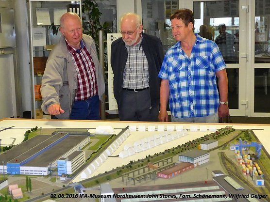 Führung durch das Nordhäuser IFA Museum (Foto: Wilfried Geiger) Führung durch das Nordhäuser IFA Museum (Foto: Wilfried Geiger)