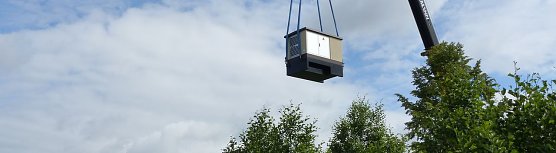 Trafo am Haken (Foto: nnz)