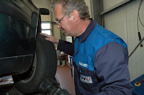 Kontrolle ist besser (Foto: T&Uuml;V)