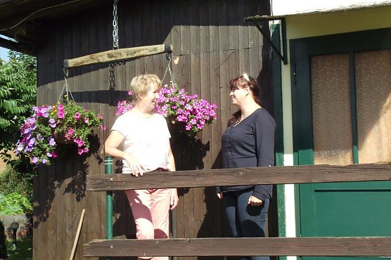 Verstehen sich gut: Marlis Biel (l.) und Juliane Hilse. (Foto: Kurt Frank)