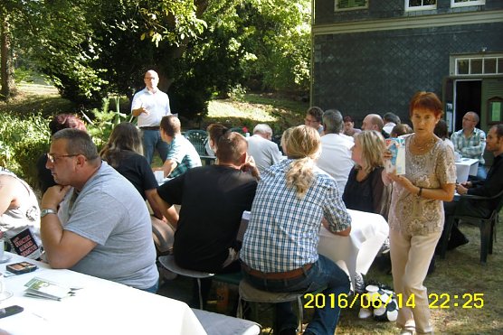 Bildungsseminar im Park Hohenrode (Foto: Gisela Hartmann) Bildungsseminar im Park Hohenrode (Foto: Gisela Hartmann)