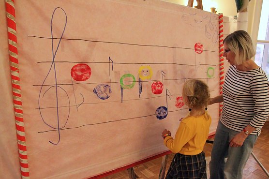 Ton in Ton - auf Farbe wurde zum Kunstfest heute Musik (Foto: Sylvia Spehr)