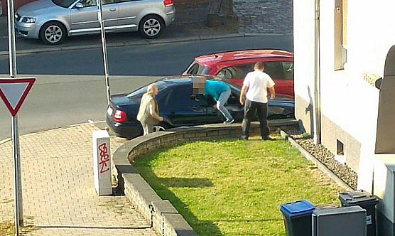 Unfall mit kuriosem Ausgang (Foto: Peter Blei)