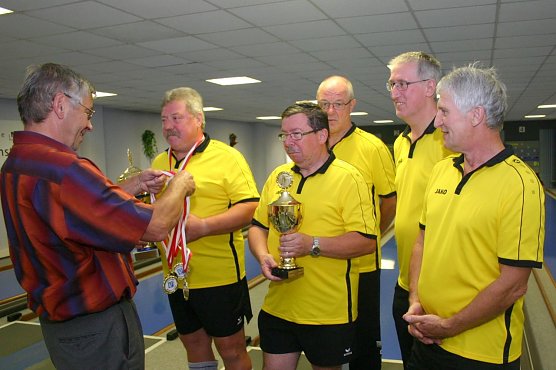 Nachtr&auml;glich gratuliert (Foto: Uwe Tittel)