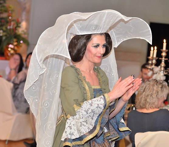 drei Haseln&uuml;sse (Foto: Michael Deutsch)