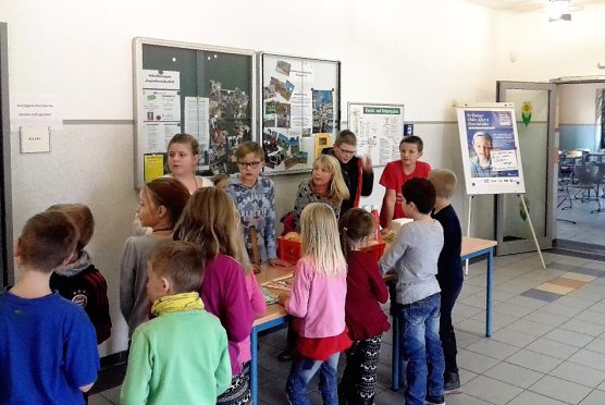 Heringens Grundsch&uuml;ler spendeten f&uuml;r das Kinderhospiz (Foto: Grund- und Regelschule  "Geschwister Scholl")