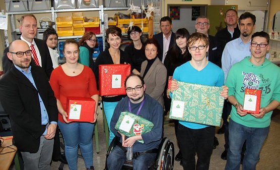 Geschenke eingepackt (Foto: J. Piper)