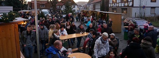 Weihnachtsmarkt in Niedersachswerfen (Foto: S. Witzel)
