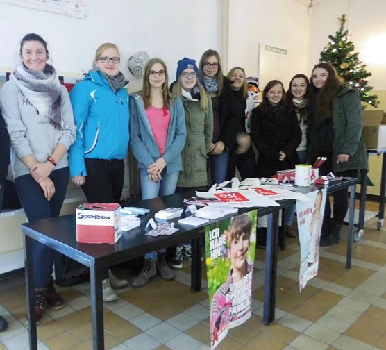 Schüler informierten sich über Stammzellenspende (Foto: Friedrich Schiller Gymnasium Bleicherode) Schüler informierten sich über Stammzellenspende (Foto: Friedrich Schiller Gymnasium Bleicherode)