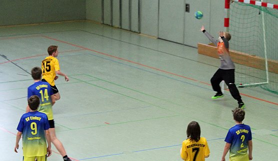 Spiel noch gedreht (Foto: Karl-Heinz Herrmann) Spiel noch gedreht (Foto: Karl-Heinz Herrmann)