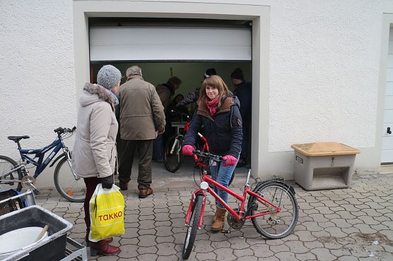 Versteigerung im Rathaus - soviele Fahrr&auml;der abgegeben wie noch nie (Foto: Angelo Glashagel)