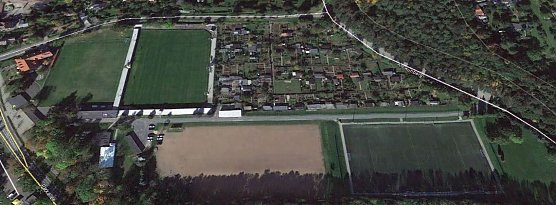 Blick auf die gesamte Anlage (Foto: Google Earth)
