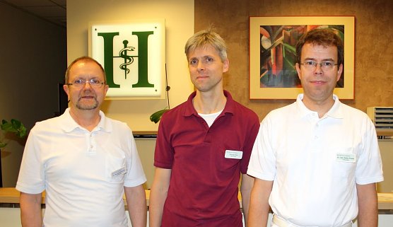 Laden zum 1. Gesundheitstag ein: Das Kompetenzteam des HELIOS MVZ Nordhausen (v.l.n.r.): Dr. Gerd Mackerodt, Thomas Rinn und Dr. Stefan Krause. (Foto: Janine Weller)
