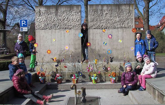 Die K&uuml;nstler der Kindertagesst&auml;tte Kleine Sp&uuml;rnasen waren in den letzten Tagen sehr flei&szlig;ig und kreativ, (Foto: Badehaus Nordhausen)