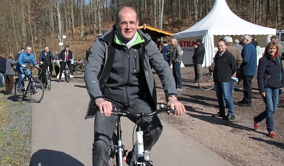 Ist das Nordh&auml;user Rathaus sein Ziel? (Foto: J. Piper)