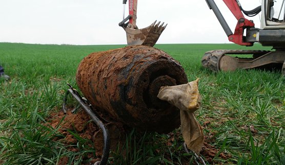 Das ist der Blindg&auml;nger, der Z&uuml;nder befand sich dort, wo das Tuch steckt. (Foto: nnz)