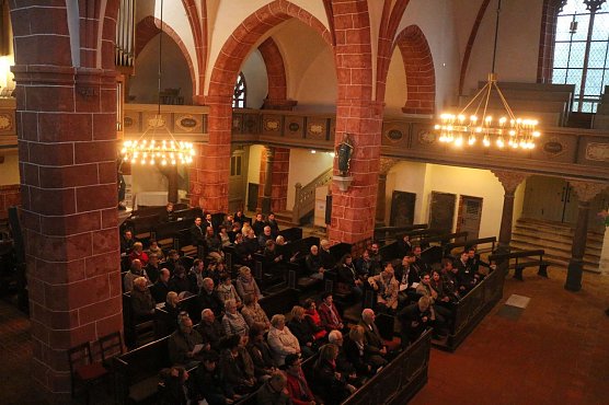 Konzert zum 72. Jahrestag der Befreiung des KZ Mittelbau-Dora (Foto: Angelo Glashagel) Konzert zum 72. Jahrestag der Befreiung des KZ Mittelbau-Dora (Foto: Angelo Glashagel)