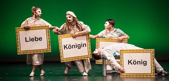 Theresa K&ouml;cher, Sarah-Lucy Ertelt, Mauricio Kruse, Lars Englert (Foto: Michael Caspari)