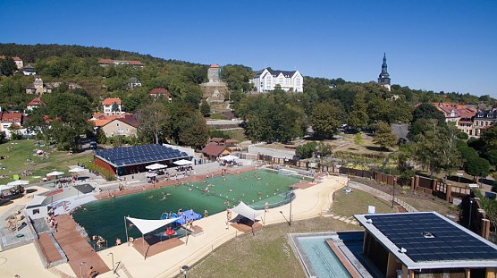 Eröffnung der Freibadsaison im Solewasser-Vitalpark (Foto: Stadtmarketing Bad Frankenhausen) Eröffnung der Freibadsaison im Solewasser-Vitalpark (Foto: Stadtmarketing Bad Frankenhausen)