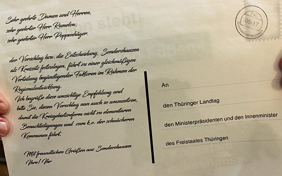 Postkartenaktion zur Gebietsreform kommt (Foto: Karl-Heinz Herrmann) Postkartenaktion zur Gebietsreform kommt (Foto: Karl-Heinz Herrmann)