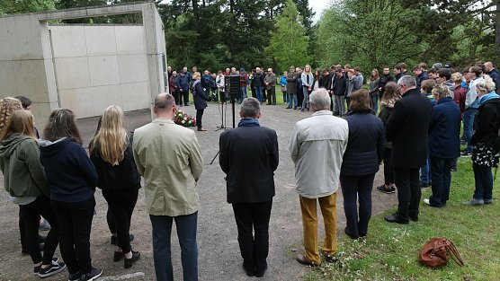 Auf dem Ehrenfriedhof (Foto: nnz)