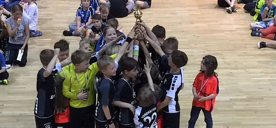 Freude &uuml;ber die Meisterschaft (Foto: privat)