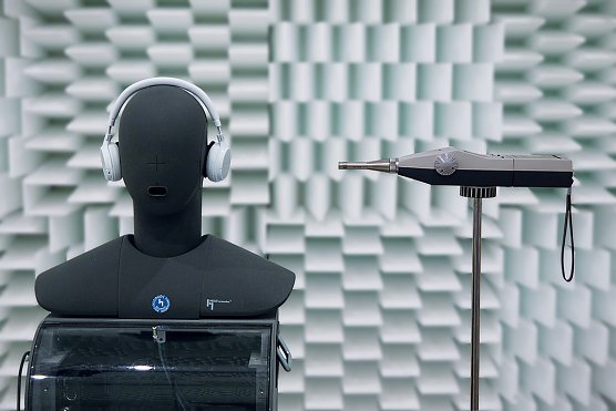 Schallpegelmessung (Foto: Stiftung Warentest)