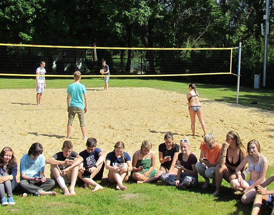 Im Salzaquellbad kann man jetzt auch "surfen" (Foto: Badehaus Nordhausen)