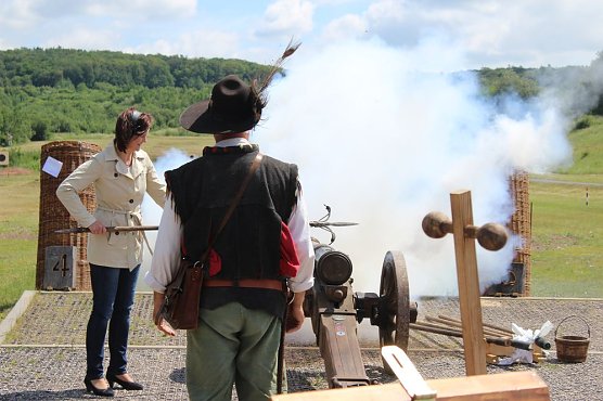 Gro&szlig;e Parade auf dem Dickkopf (Foto: Karl-Heinz Herrmann)