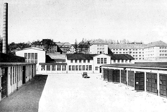 Historische Teilansicht des Technischen Gel&auml;ndes vom Laborgeb&auml;ude aus gesehen mit Blick auf das Verwaltungsgeb&auml;ude, Auditorium Maximum und Studentenwohnheim (Foto: privat)