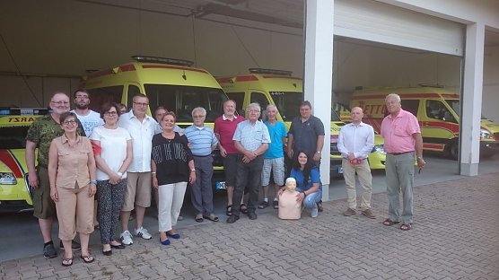 Der Autoclub Europa wünscht sich mehr Erste Hilfe Kurse für Fahrer (Foto: Auto Club Europa e.V.) Der Autoclub Europa wünscht sich mehr Erste Hilfe Kurse für Fahrer (Foto: Auto Club Europa e.V.)