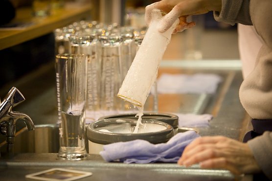 Nachtarbeit in der Gastronomie (Foto: NGG)