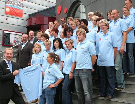 Ab ins Wasser (Foto: Piper/pln)