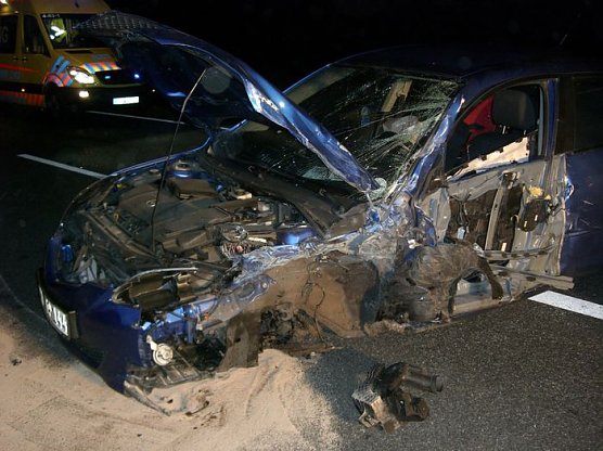 Crash auf der Bundesstraße (Foto: M. Herting) Crash auf der Bundesstraße (Foto: M. Herting)