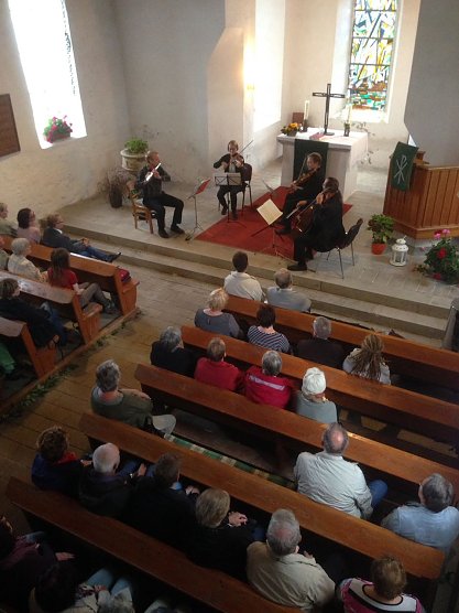 70 Besucher in der Appenr&ouml;der Kirche. (Foto: privat)