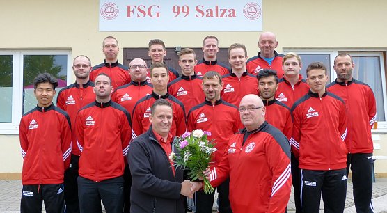 Trockenbaufirma mit Fu&szlig;ballherz (Foto: privat)