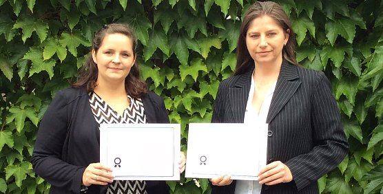 Heide Weinreich (links), Christine Henze (rechts). (Foto: DAA)