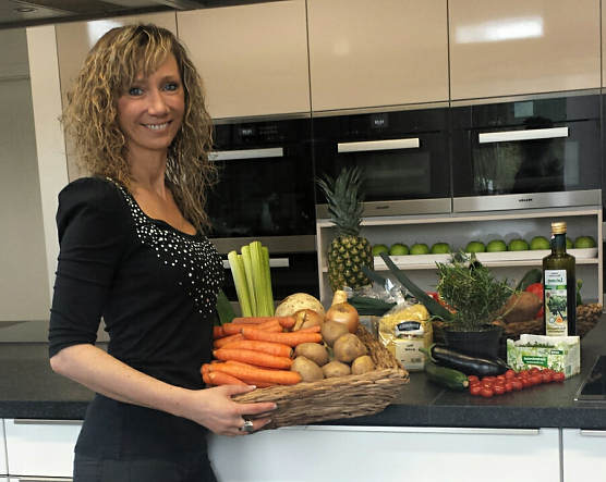 5-Elemente - eine Küche - Kochen für das Wohlbefinden lehrt Helene Kempe (Foto: Helene Kempe) 5-Elemente - eine Küche - Kochen für das Wohlbefinden lehrt Helene Kempe (Foto: Helene Kempe)