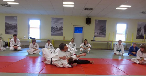 Der Chinesisch-Deutsche Kampfkunstverein Landesverband Th&uuml;ringen e.V. (Foto: Werner Bank)