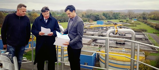 Blick von einem der beiden Fault&uuml;rme - von links: Kanowski, S&uuml;hle, Buchmann (Foto: nnz)