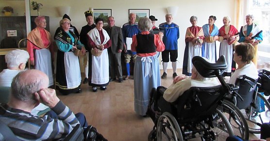 Folklore-Nachmittag mit Melodien aus dem Harz (Foto: L. Schubert)