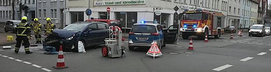 Unfall auf der Kreuzung (Foto: S. Tetzel)
