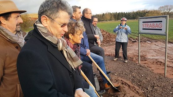 Spatenstich bei Neustadt (Foto: nnz)